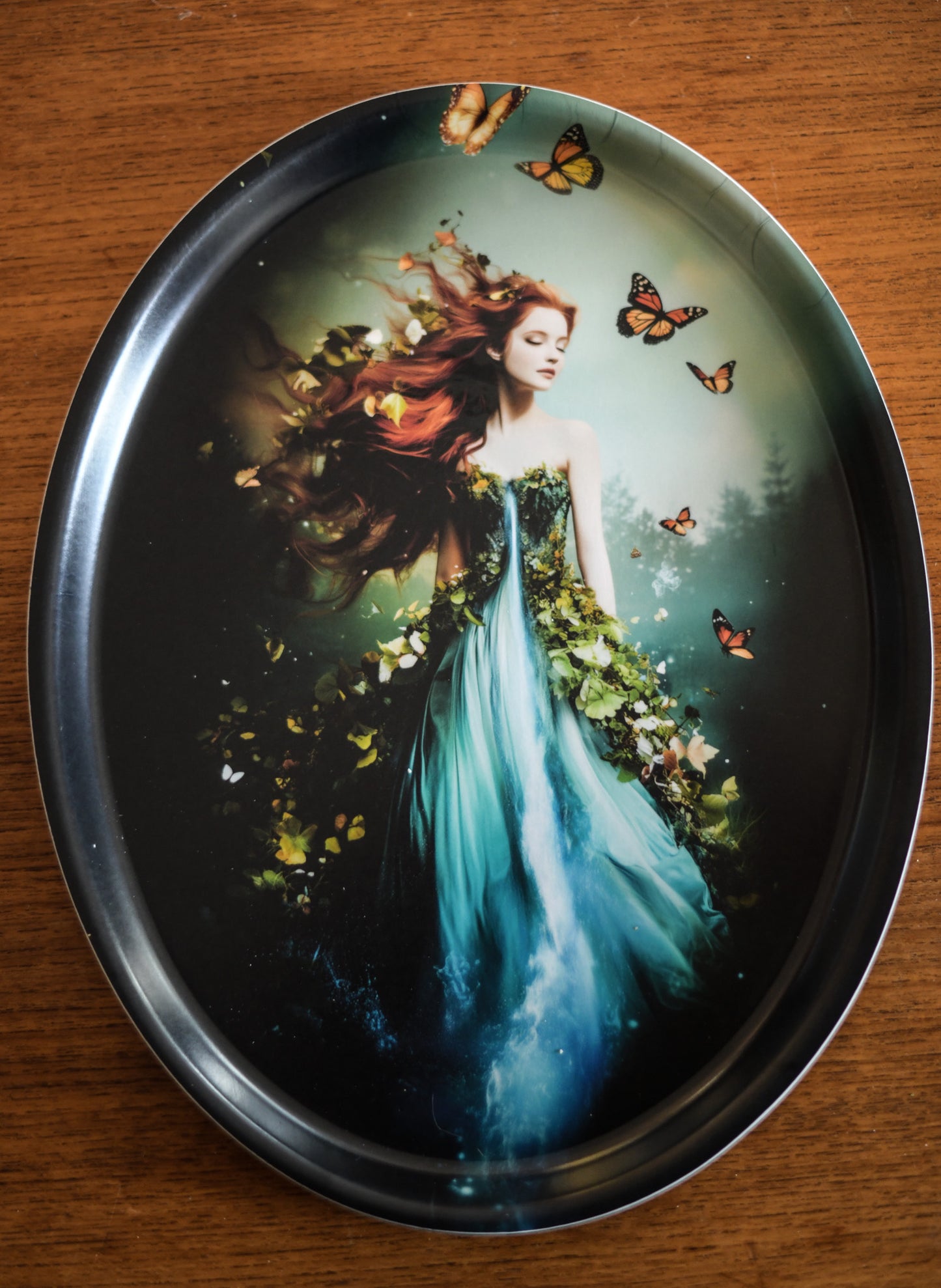 Mother Earth oval tray 25x33cm