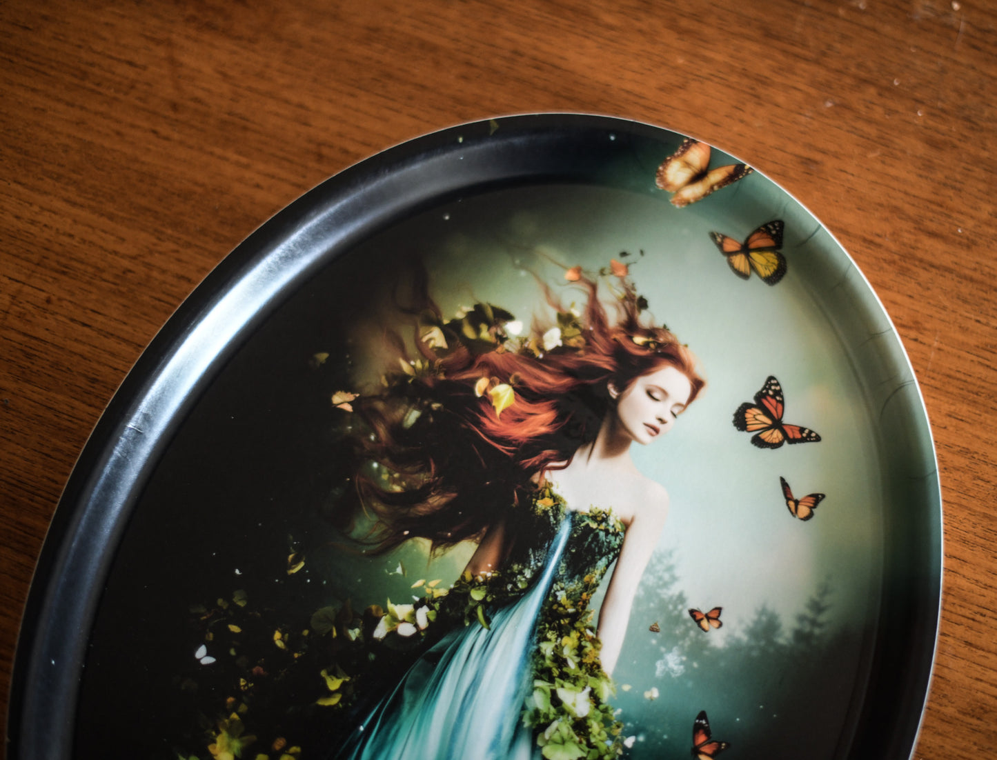 Mother Earth oval tray 25x33cm