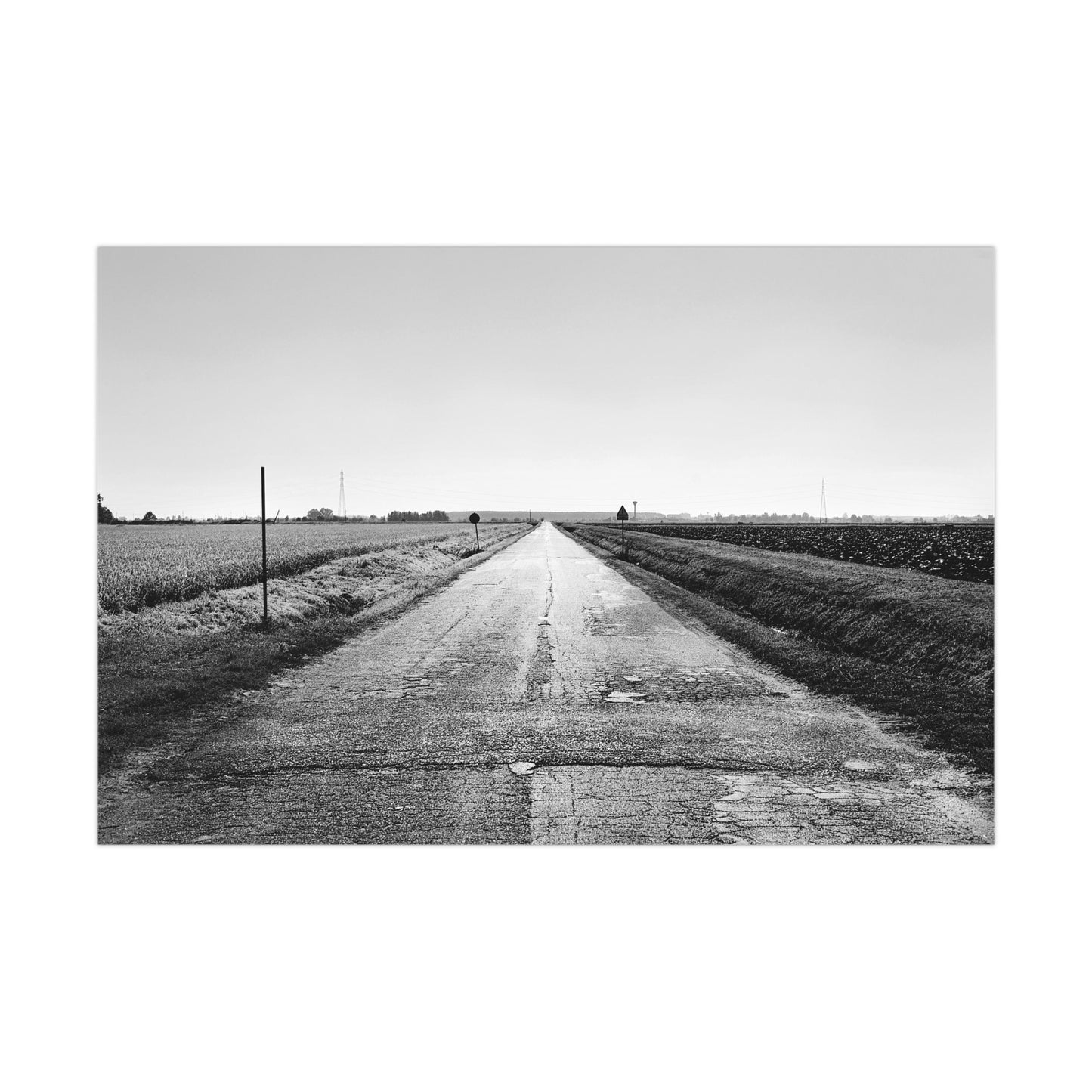 Italian road lanscape black and whitewall art photo