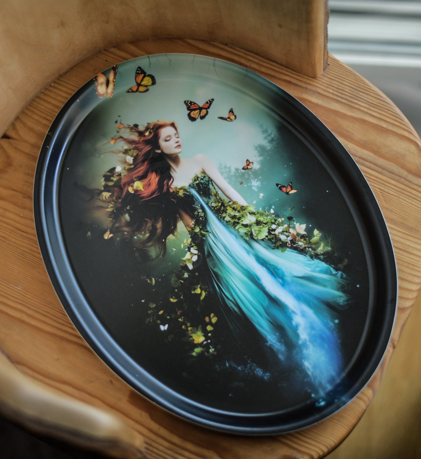 Mother Earth oval tray 25x33cm